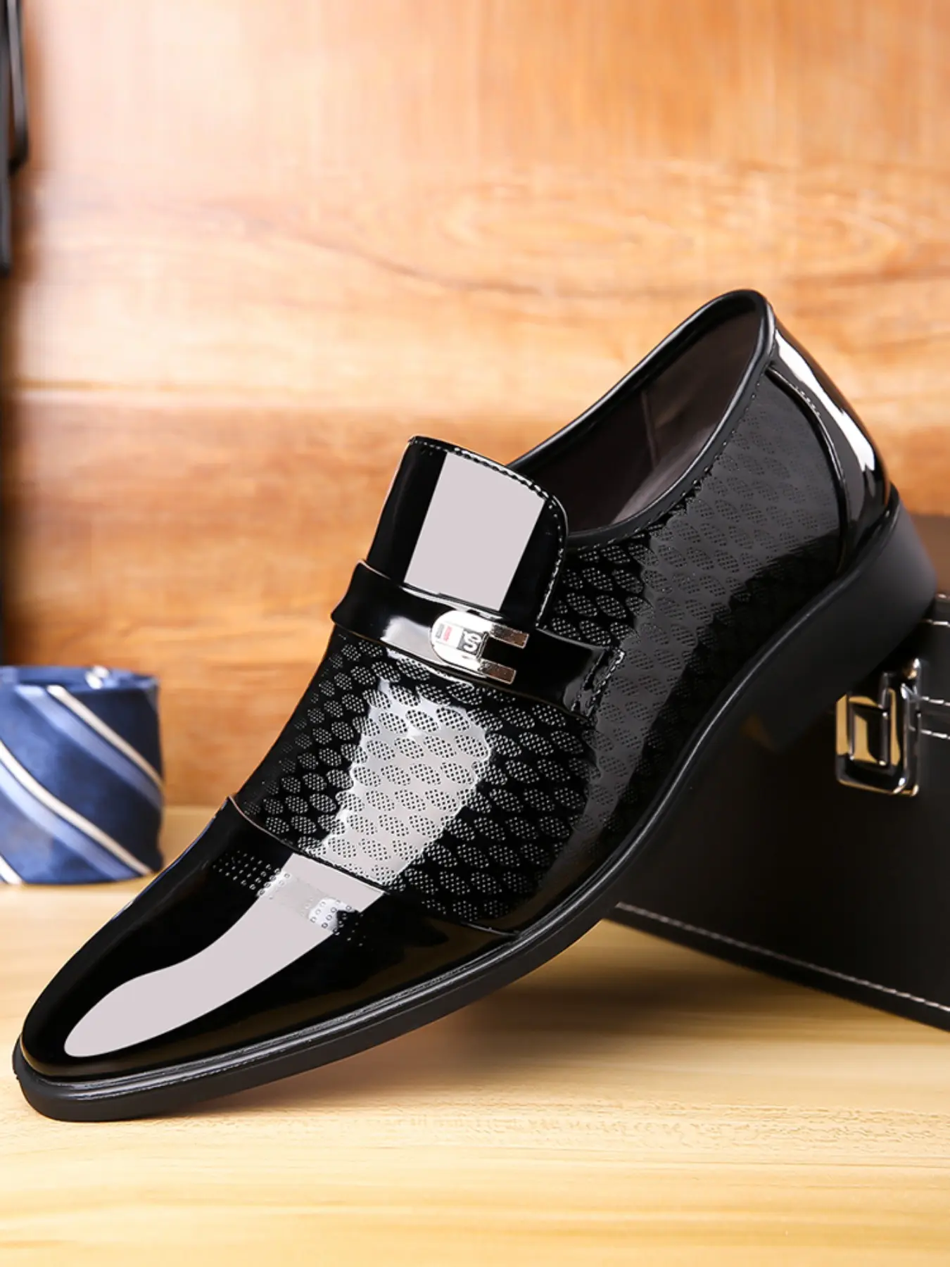Men's Shiny Business Leather Shoes, Metal Buckle Slip-On Formal Dress Shoes, Casual Fashion Work Party Wear, Business Style Shoes, Office Work Footwear