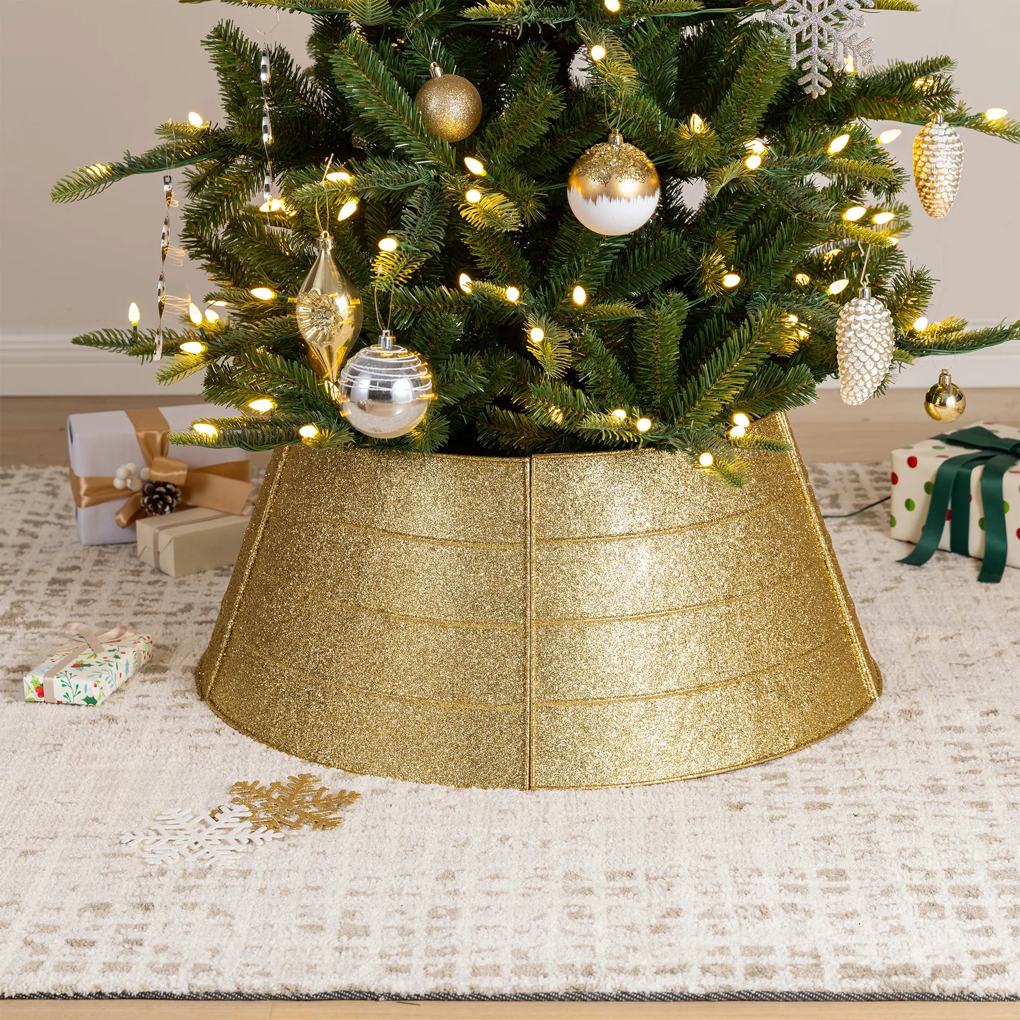 Glitzhome 26 in Gold Metal Glitter Christmas Tree Collar (KD), Festive Home Decor