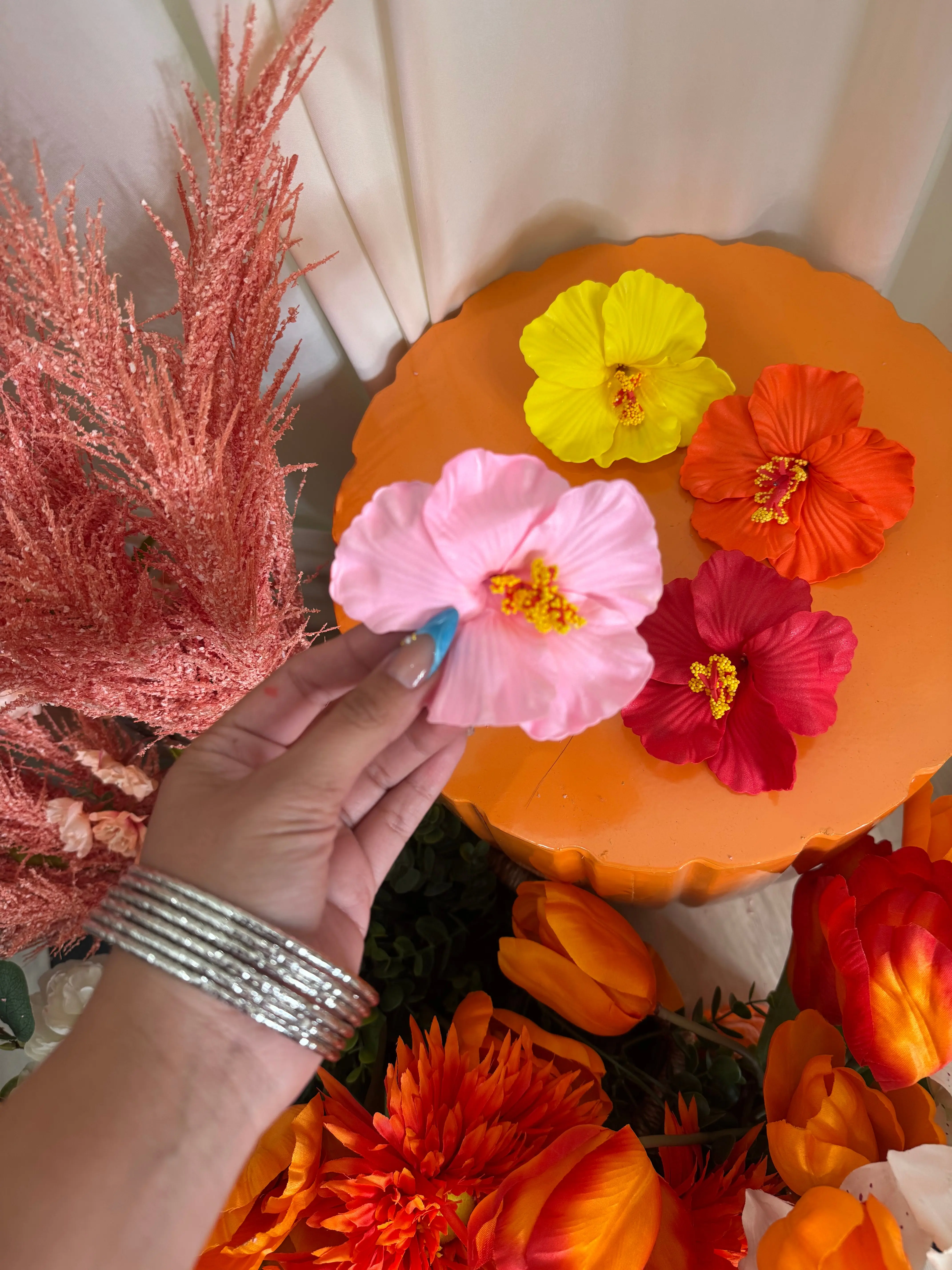 FLORAL HAIR CLIP