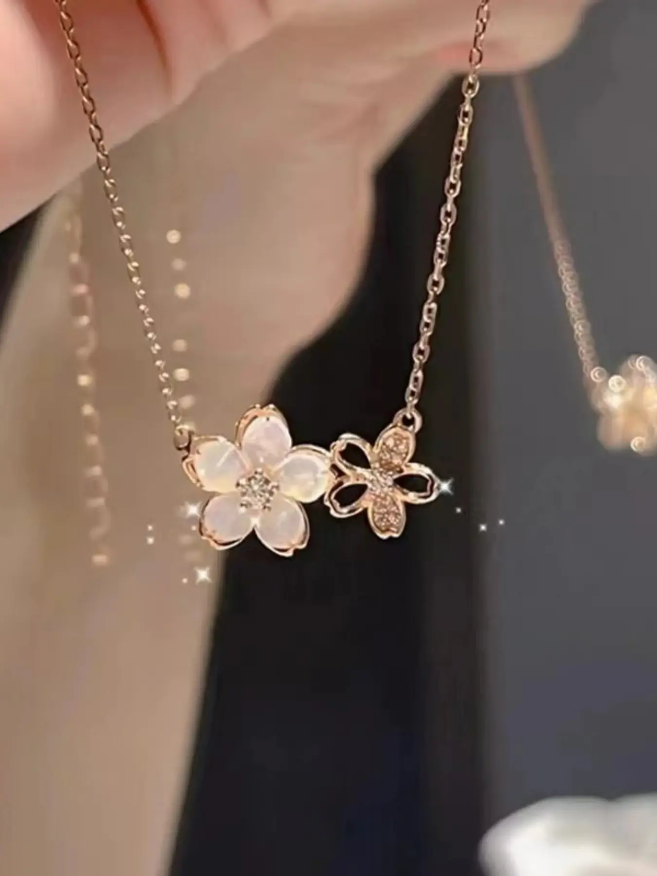 Cherry Blossom Necklace for Women, Stunning Peach Flower Choker 2026 New Trendy Neck Accessory, Unique and Elegant Jewelry for Girls, Daily Wear Necklace, Exquisite Jewelry Gift