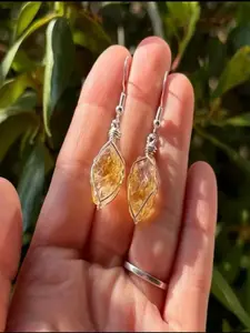 Natural Crystal Stone Dangle Earrings with Handmade Wire Mesh Pendant, Quartz & Crystal Hexagonal Column Design, Unique Crystals