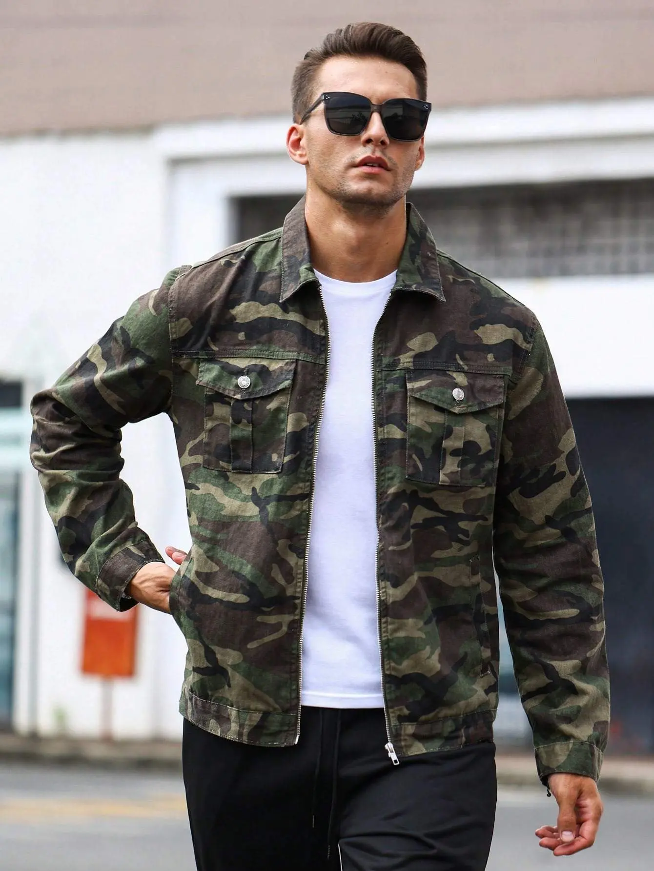 Manfinity LEGND Men Camo Print Flap Pocket Denim Jacket Collar Cotton