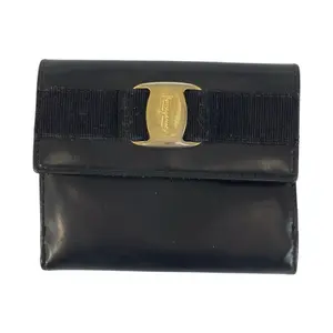 Pre-owned SALVATORE FERRAGAMO Calfskin Small Leather Goods Vara Leather Wallet