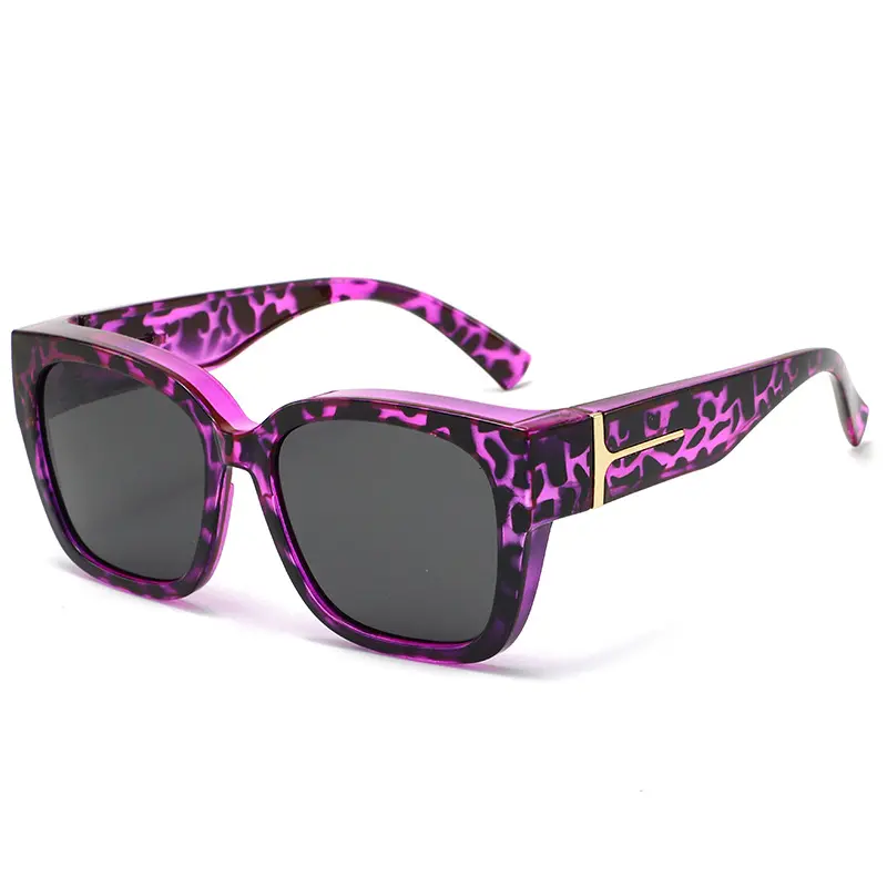 Lilac Frame, Smoke Grey Lenses