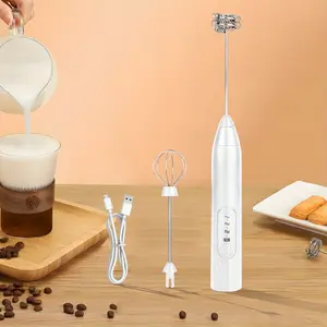 White USB-charged handheld egg beater: Equipped with 2 stainless steel egg whips, 3-speed adjustment for precise force control, mini body for easy storage, it can easily whip lattes, eggs and hot chocolate, meeting daily stirring needs