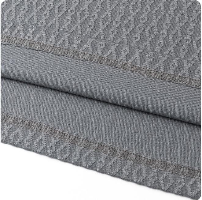 Men’s solid-color polo shirt with a turn-down collar and V-neck, faux two-piece design; diamond jacquard texture fashion casual sports T-shirt—simple, versatile, comfortable, and breathable; suitable for work commutes, outdoor activities, and everyday hom