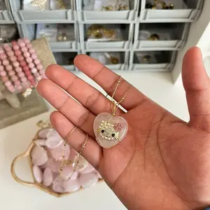 Gatita Coqueta Rose Quartz Crystal Heart Pendant Necklace - Perfect Touch of Girlyness for Every Outfit - Gold Chain & Pink Heart Charm