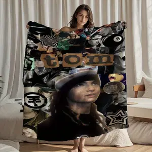 Tom Kaulitz Sticker Printed Flannel Blanket - Retro Style Low Allergy Polyester Blanket, Printed Pattern - Machine Washable, All-Season Knitted Blanket, Suitable for Sofa, Bed, Office, and Travel