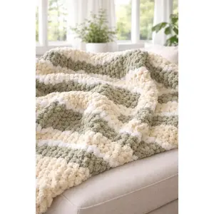 Golden Alpine | Sage & Pale Yellow Chunky Knit Mountain Throw
