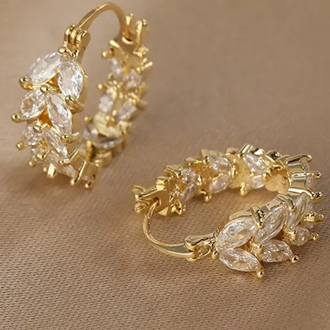 1 Pair Golden-Tone Hoop Earrings with Sparkling Rhinestone Accents - Natural Style Design, Perfect for Daily Wear, All-Season Accessory, Fashionable Accessories, Wedding Earrings, Earrings Hoops