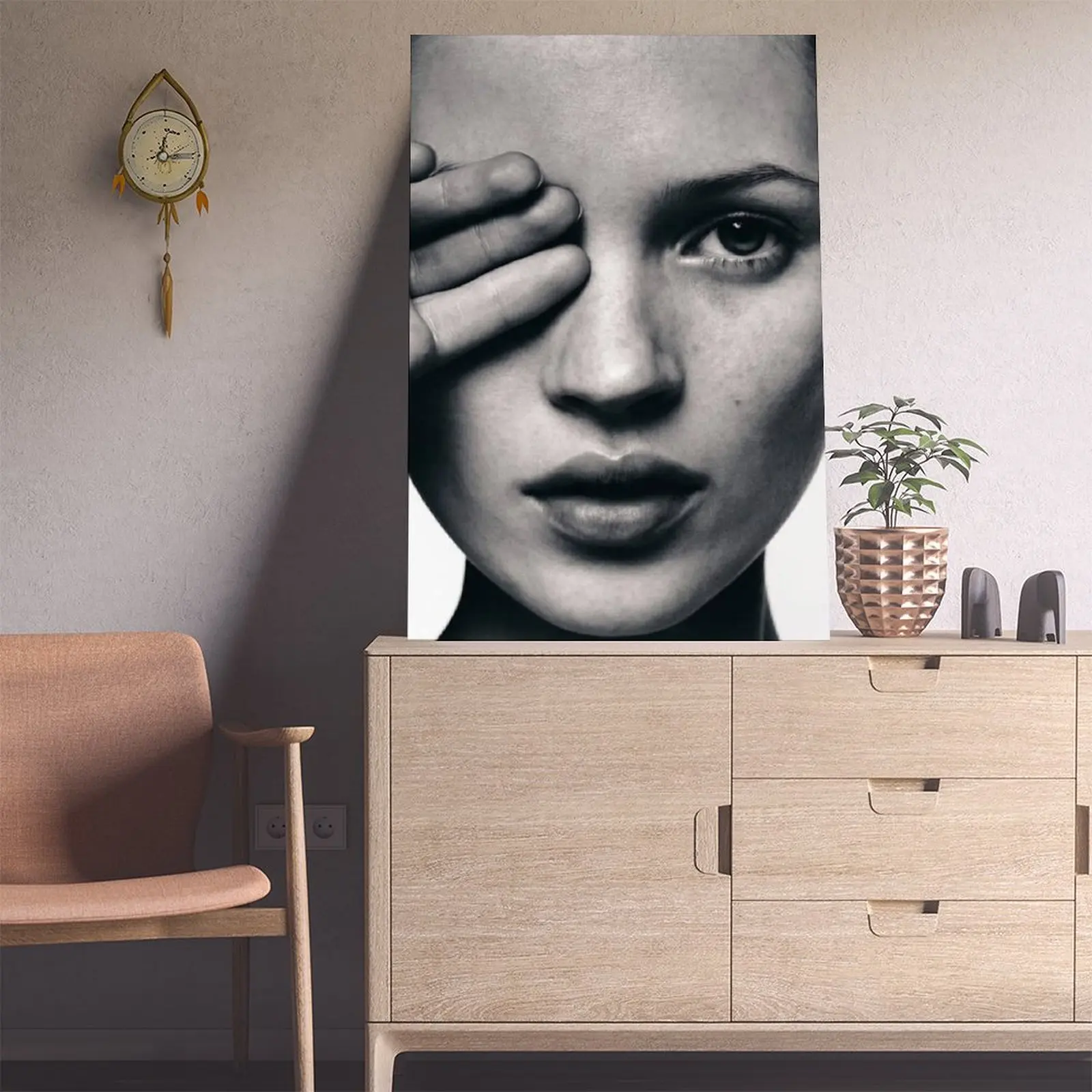 Kate Moss black and white photography poster, canvas poster, wall art decoration print, suitable for living room and bedroom decoration Home Wall Art Inspirational Wall Art
