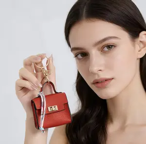 Mini Square Leather Bag Charm Bag Pendant Light Luxury Cute Bag Pendant Fashion Decor Accessories Creative Keychain Coin Purse Mini Small Bag Light Luxury Headphone Bag For Airpods 4 Pro2 3 2 Headphone Bag For Galaxy Buds with Hook Key Bag Coin Bag