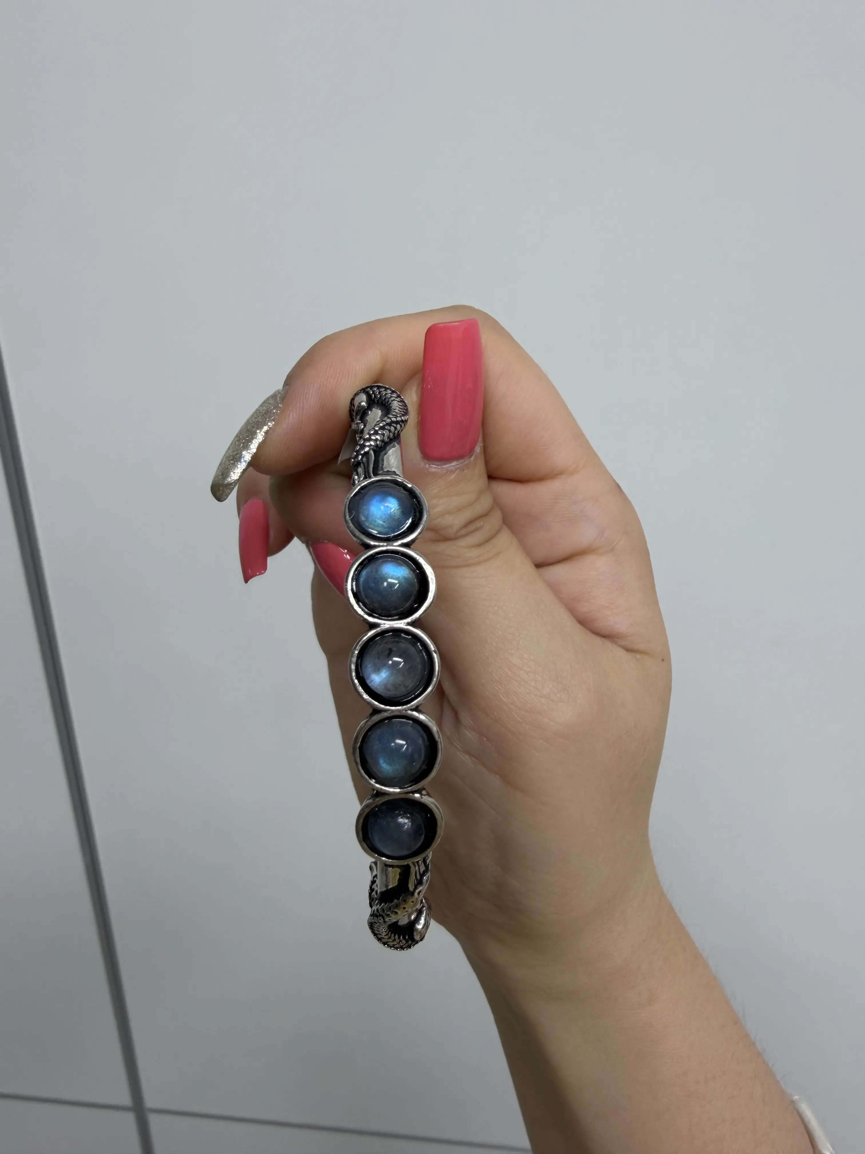 Lydia(11730)gc.Vintage Labradorite Bangle