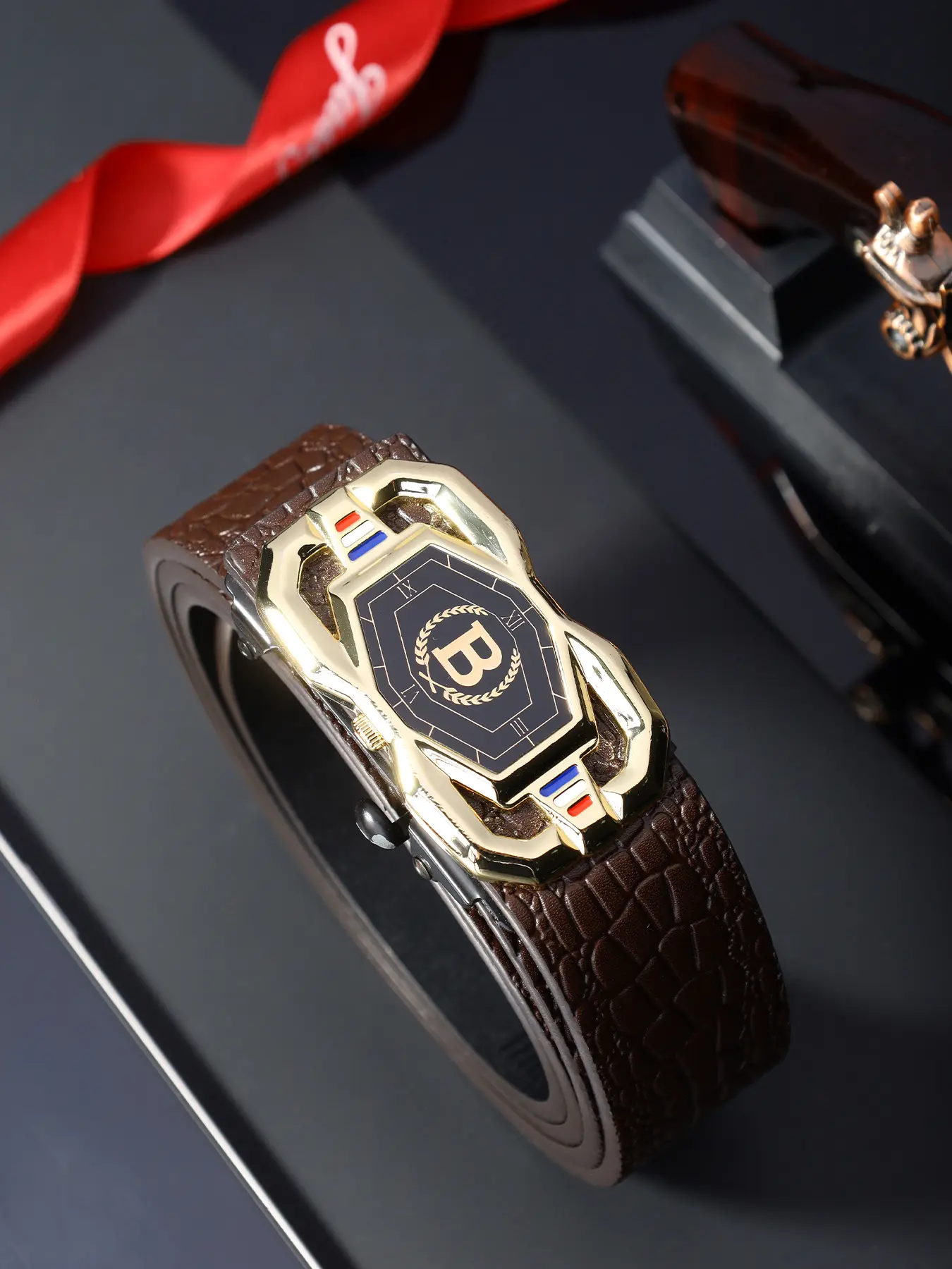 Men's Crocodile Pattern Genuine Leather Belt with Buckle, Luxury Embossed Design, Buckle, Ideal for Business Events & Important Meetings, Business Fashion Belt, Belts Men