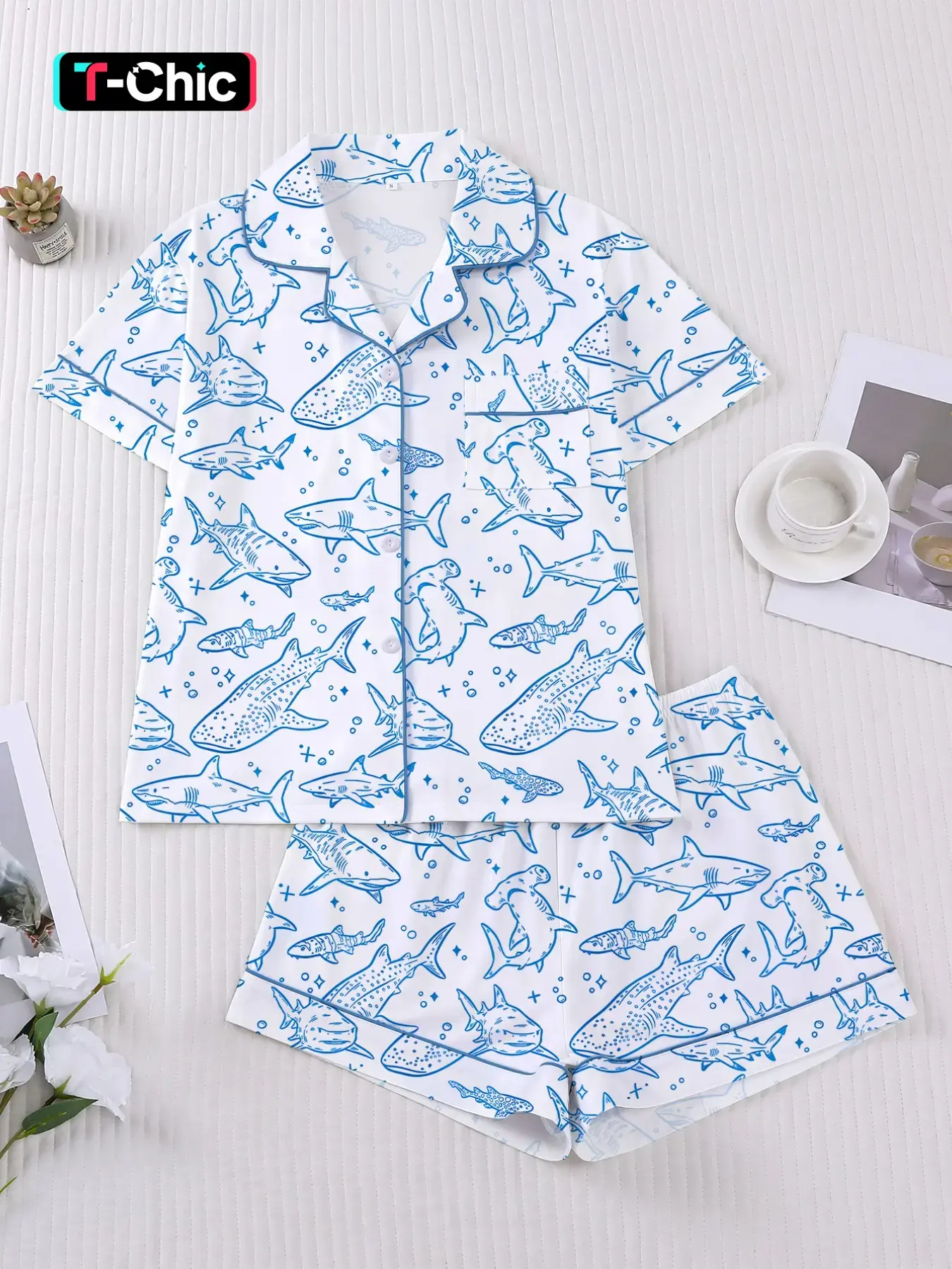 Women's 2-Piece Pajama Set, Pyjamas, Ocean Theme Shark Whale Print, Casual Fitted Sleepwear Loungewear, Comfortable Short Sleeve Top & Elastic Shorts, Home Wear, Pajamas Sets
