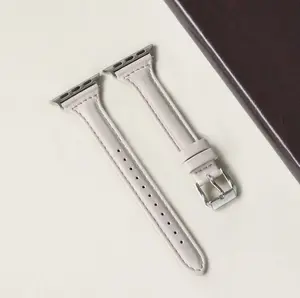 Retro-inspired fashion strap Luxury-inspired business design Compatible with Apple Watch 38/40/41mm & 42/44/45/49mm bands Smartwatch accessory High-fashion collection Comfortable and stylish