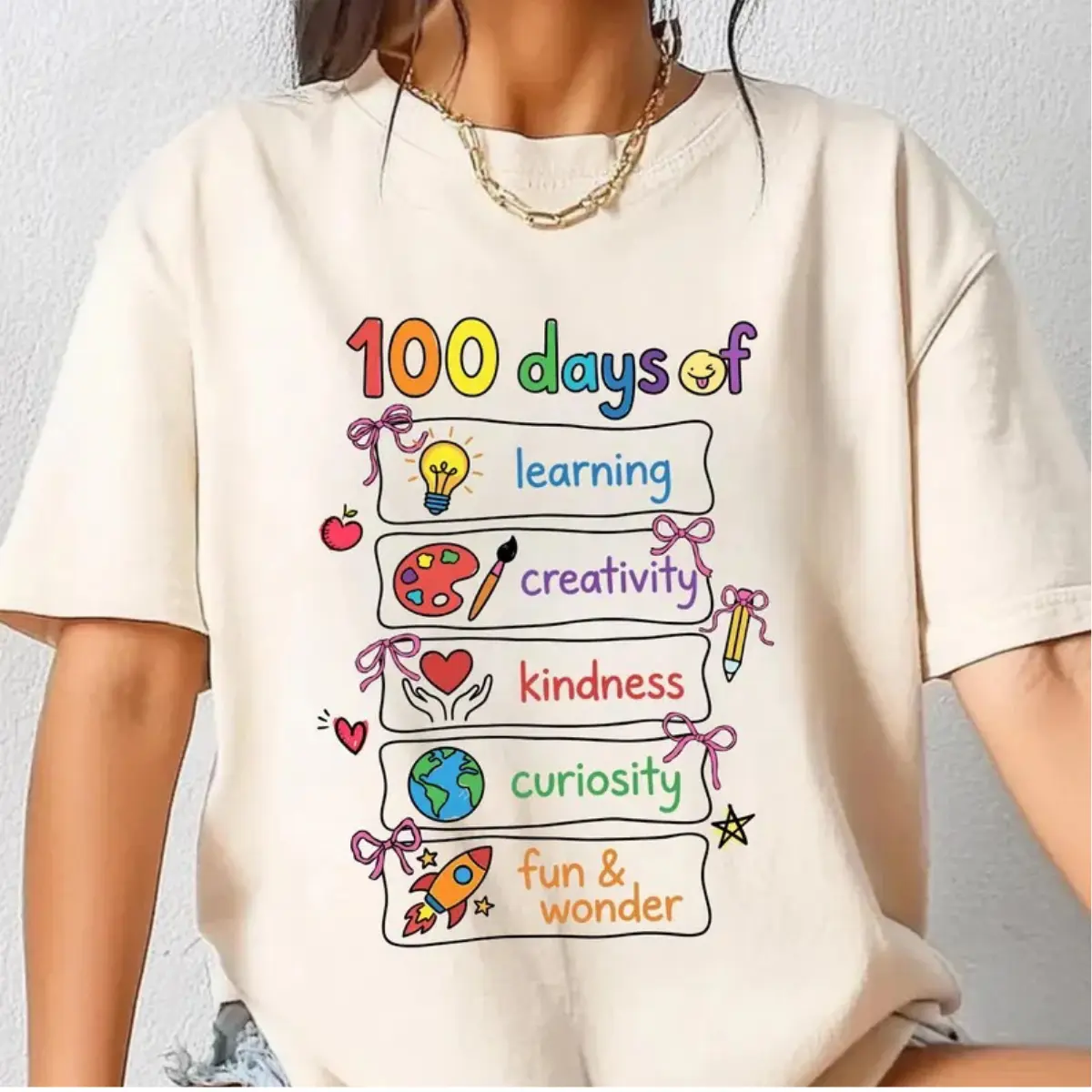 Coquette Bow 100 Days to School T-shirt for Teachers, cute pencil print, feminine outfit for the 100th day of school, 100-day teacher T-shirt.