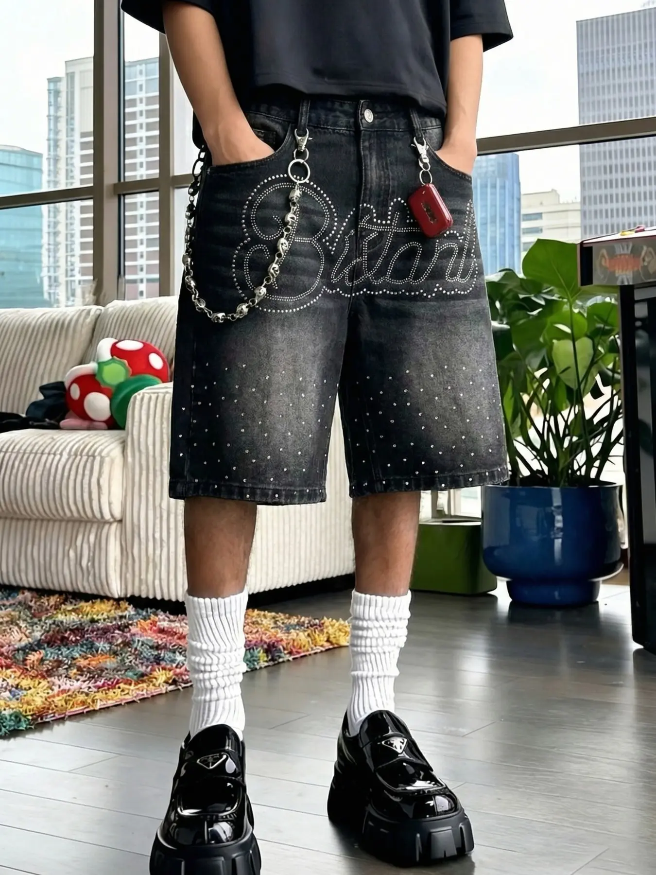 Men's Y2K Street Life Collection, spring and summer casual men's rhinestone distressed denim shorts, Vintage black washed distressed loose wide-leg denim shorts, jorts, Casual fit shorts
