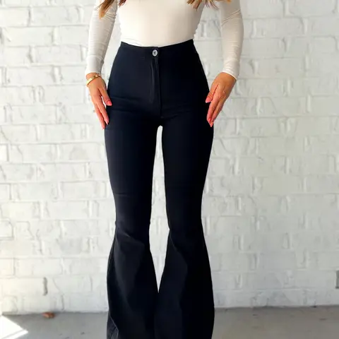 Women's Fiona High Waisted Stretchy Flare Jeans - Black, Love-Worthy Fit, Spandex-Blend Fabric, Functional Pocket, Ideal for Day Wear, Women's Jeans