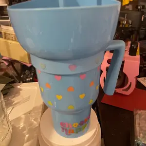 Snack cups