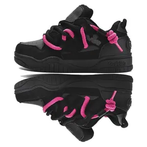 Unisex Skateboarding Shoes – Non-slip, multifunctional flat sneakers with a thick sole; trendy high-end outdoor casual shoes suitable for skating and street fitness