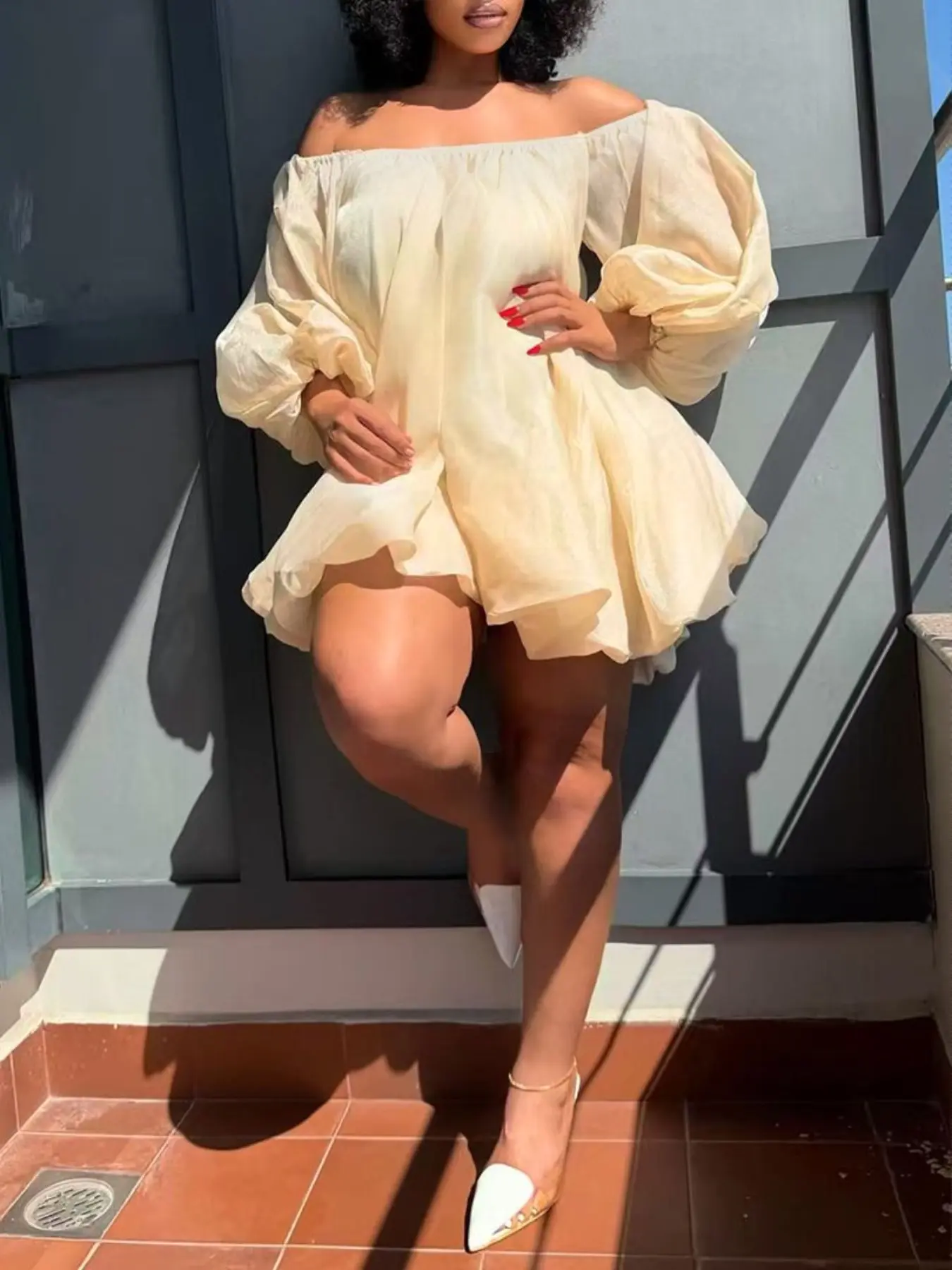 Plus Size Off-Shoulder Bubble Mini Dress, Light, Breathable Dress, Stylish Trendy Solid Design, Casual Wear, Lightweight, Perfect for Short Videos, Emotion Value + Scenarios