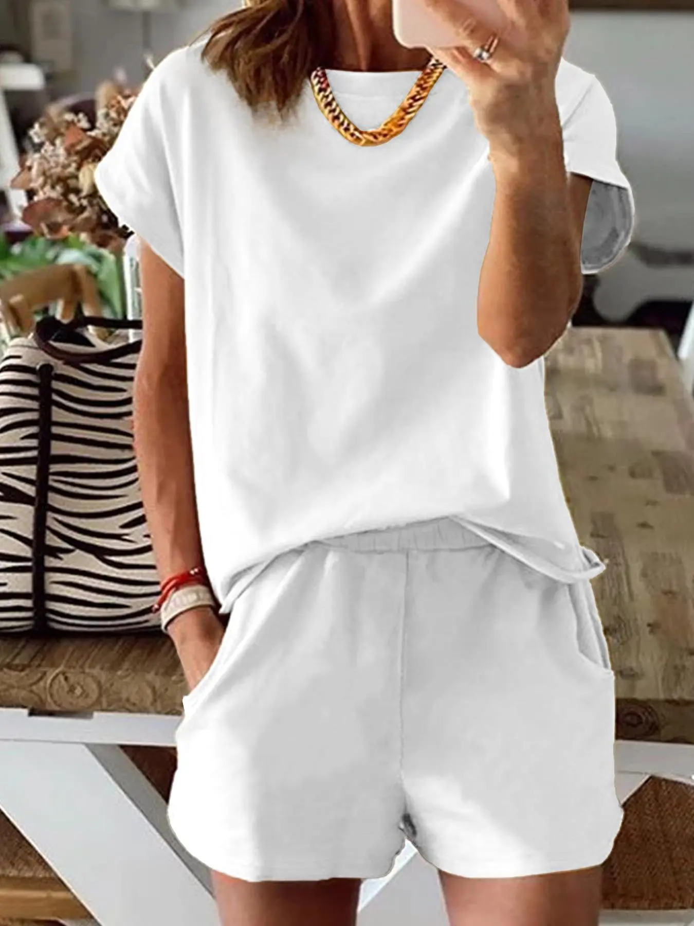Off White