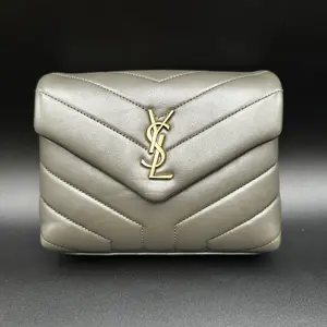 Pre-owned Yves Saint Laurent Calfskiin leather Shoulder Bags Gray Calfskin Toy LouLou Shoulder Bag