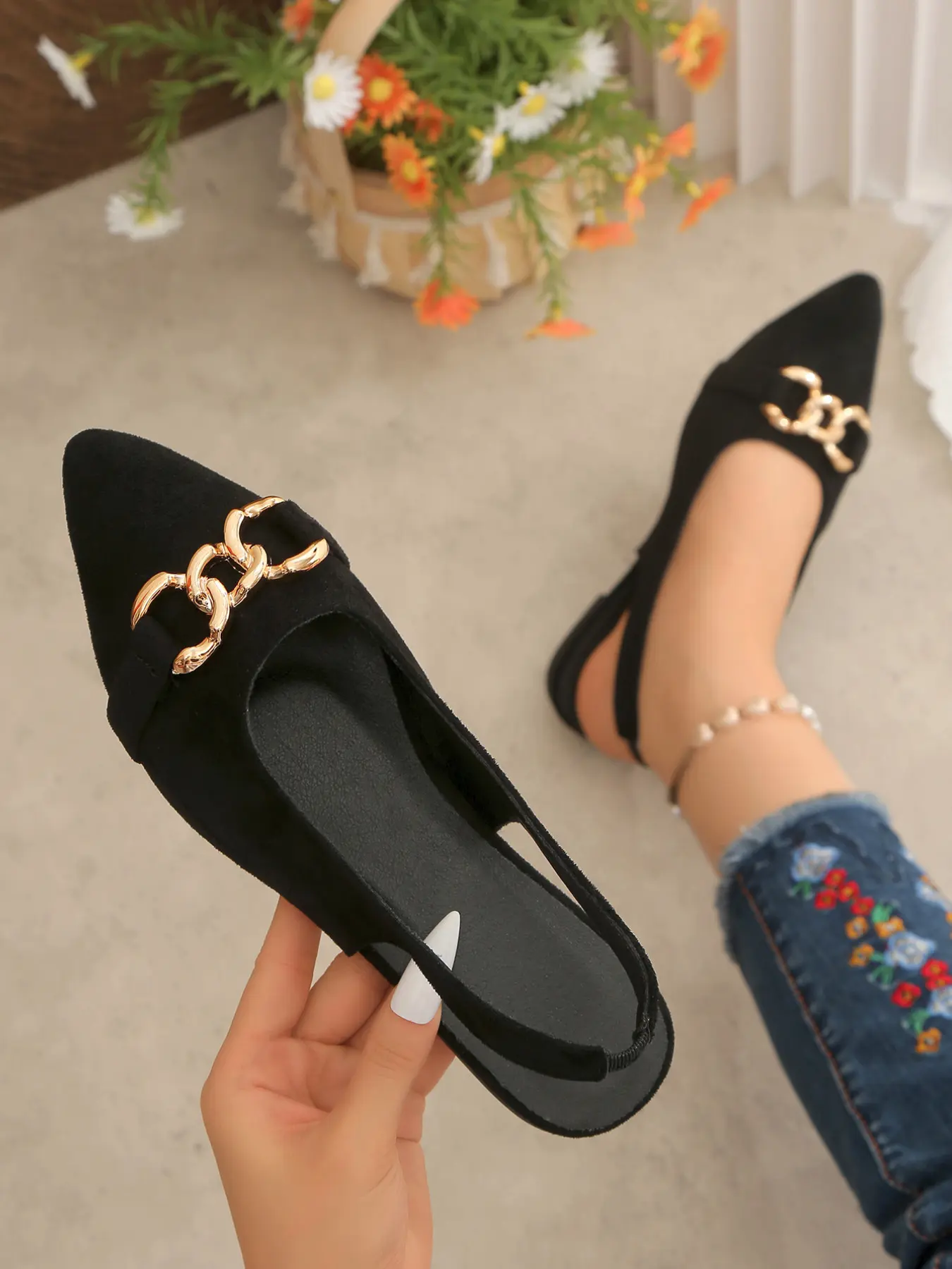 Women's Fashionable Pointed Toe Flat Shoes, Flat Mules, Mule Flats, Metal Buckle Decor, Low Cut Backless Strap, Casual Style, Walking Shoes, Perfect for Dresses and Pants, Rubber