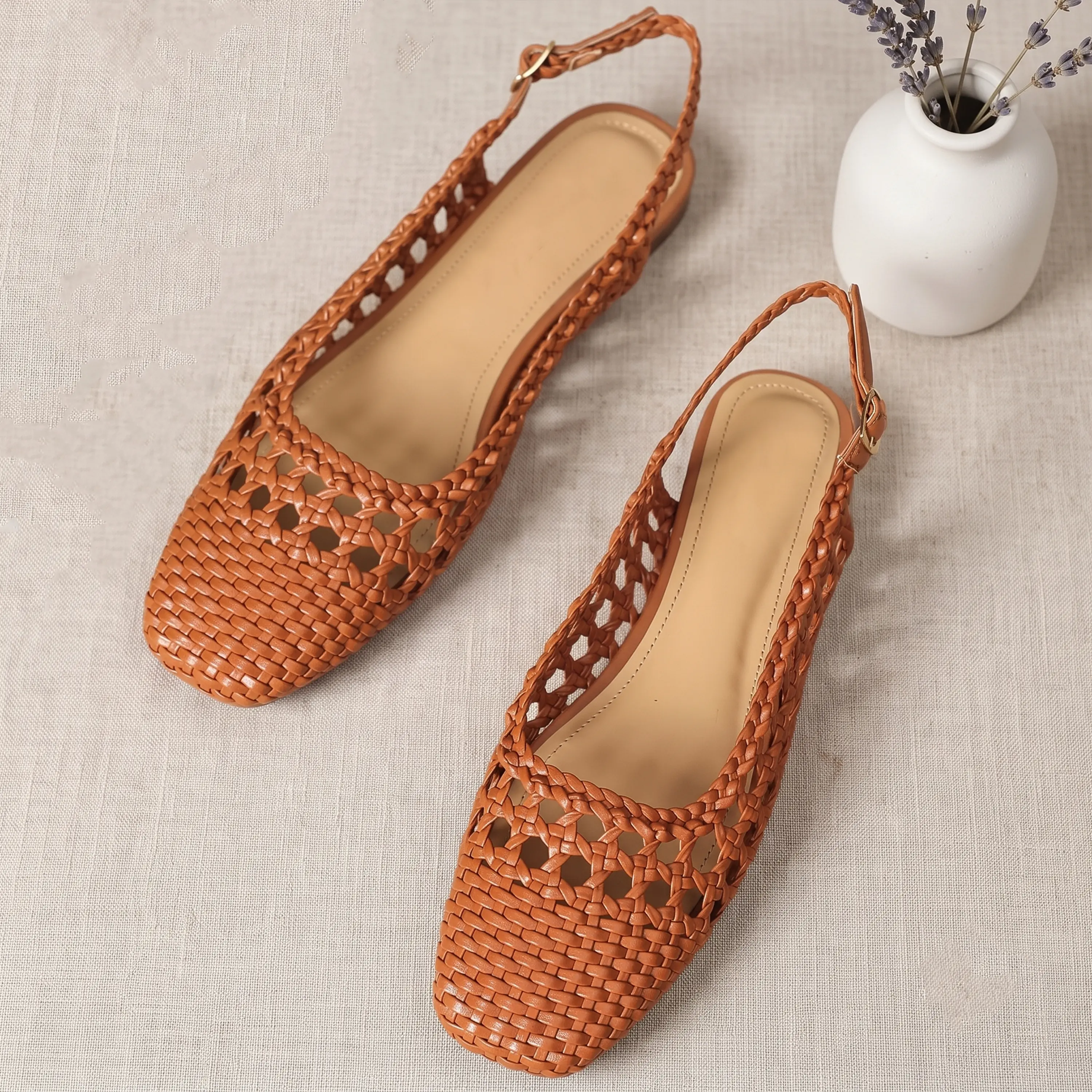 Women's Woven Slingback Flat Sandals, Square Toe Braided Design, Comfortable Dressy Shoe for Summer Office & Travel,Sandal