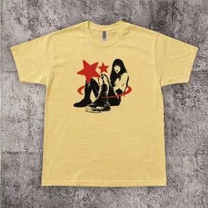 Vintage Girl Star Graphic Baby Tee – Y2K Vintage Cartoon Aesthetic Top