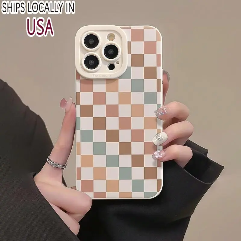 Checkerboard Pattern Phone Case, Shockproof Phone Protective Cover, Phone Accessory Compatible with iPhone 17 16 15 14 13 12 11