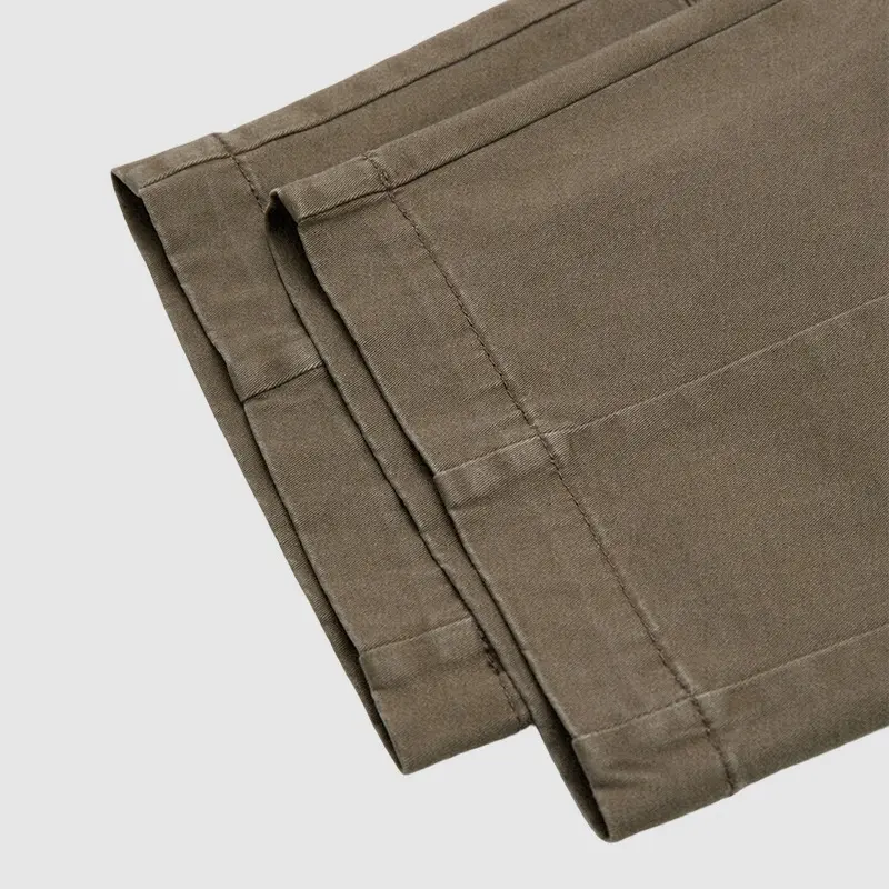 Flamingals Patch Pocket Seam Front Mid Rise Straight Leg Capri Pants Womenswear Stretchy 18.9" Inseam Flamingals Patch Pocket Seam Front Mid Rise Straight Leg Capri Pants Womenswear Stretchy 18.9" Inseam