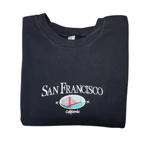Embroidered San Francisco Golden Gate Bridge Sweatshirt, San Francisco California Unisex Crewneck Sweatshirt