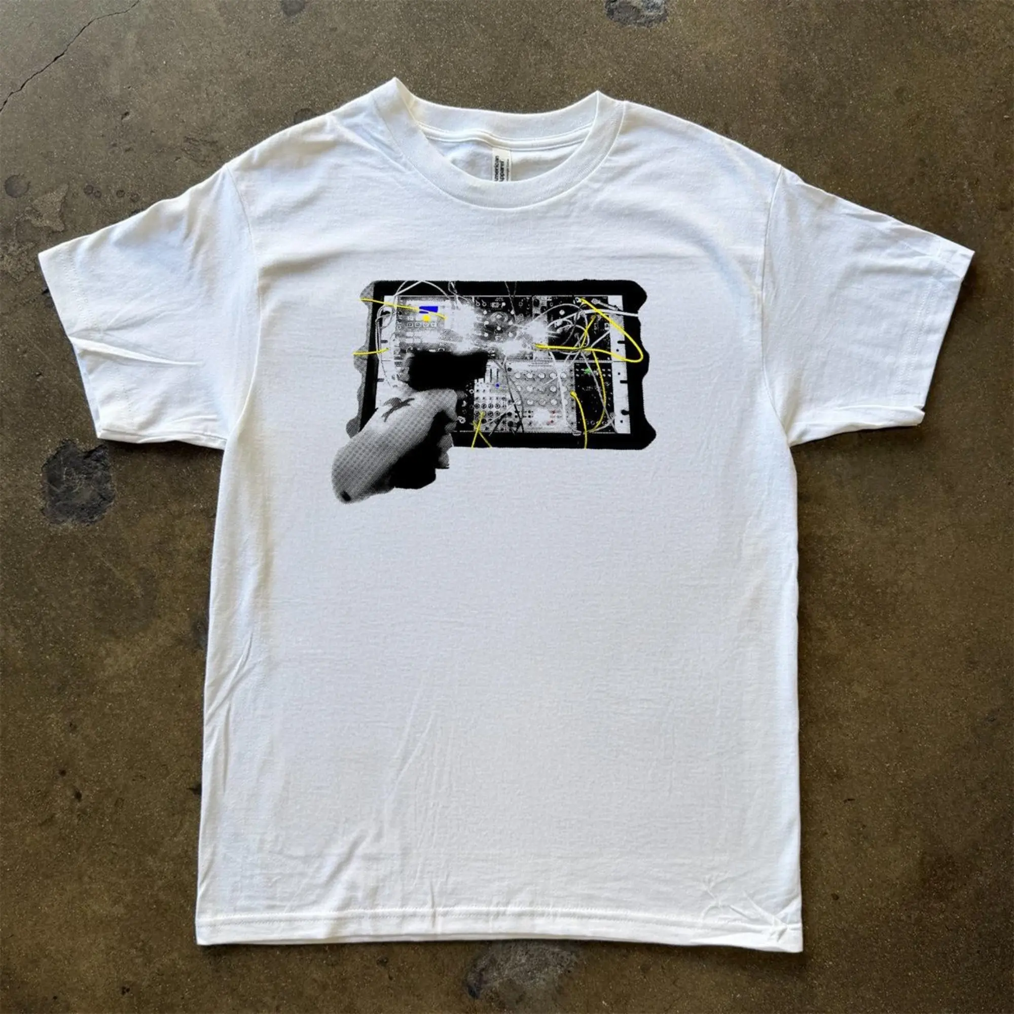 Mkgee ‘Rockman’ Tee- Graphic T-Shirt 100% Cotton, Unisex Shirt Menswear Womenswear Streetwear Cotton Comfort
