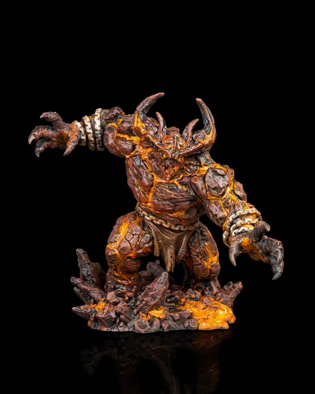 32mm Magma Golem Elemental Resin Print Statue - Handcrafted, Highly Detailed, Paintable, Customizable Resin Figures, 3.5in Wide, 4in Tall 3D Fantasy Mini for RPG Tabletop DnD, Display Shelf Home Decor Figurines & Statues