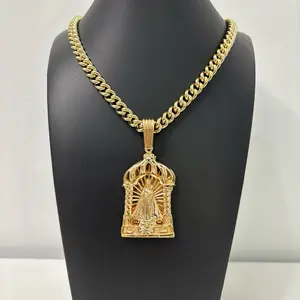Cadena con Dije de la Virgen de la Caridad
