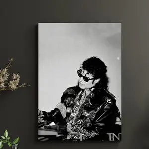[SALE UP TO 45%] Michael Jackson Poster – Iconic King of Pop Wall Art, Vintage Black and White Music Decor, Retro MJ Print for Music Rooms & Studio Decor