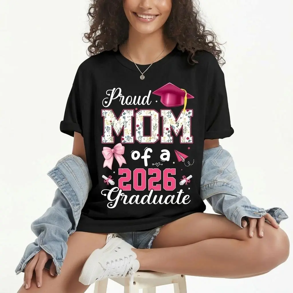 Men's Printed Casual Graphic T-Shirt - 2026 Graduate Family Design, 100% Cotton, Classic Fit, Short Sleeve Top for Proud Moms