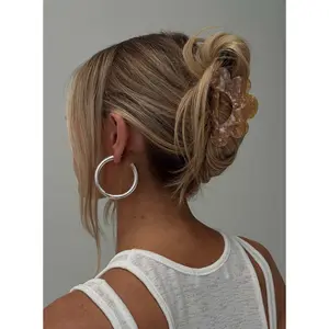 Liannah Claw Clip Amber