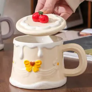 Creative Hand-Drawn Cake Birthday Cup, Ceramic Mug with Lid, Cute Girl Water Cup, Gift Cup, Secret Cup, Glass Coffee Cup, iced Coffee Cups，ceramic water cup，water cup girl，girl pouring water in a cup by herself，Funny Mug