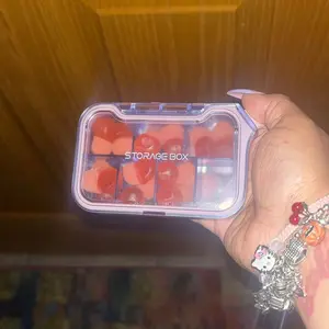 Portable Pill Storage Box, 1 Count Mini Pill Organizer with 7 Compartments, Pill Storage Box for Travel & Home Camping Outdoor Daily Use