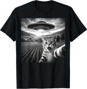Cat Selfie With Alien UFO Funny Cat Gifts For Men Women Kid T-Shirt