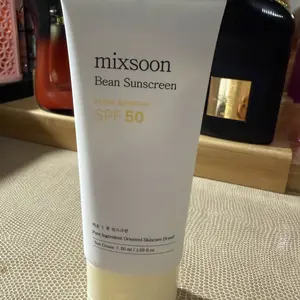 Product Review of [mixsoon Official Store] Bean Sunscreen Duo SPF50 PA+++ (50ml × 2) | Lightweight Hydrating Korean Sunscreen, No White Cast, Daily UV Defense from K**a A**s