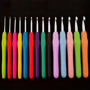 28/14pcs Crochet Hook Set,  Random Color Soft Handle Aluminum Crochet Hook, Crochet Hook Set for Home and Travel, Crochet Items
