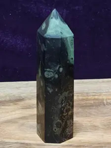 Kambaba Jasper Tower – Ancient 3-Billion-Year-Old Crystal for Grounding & Stress Relief
