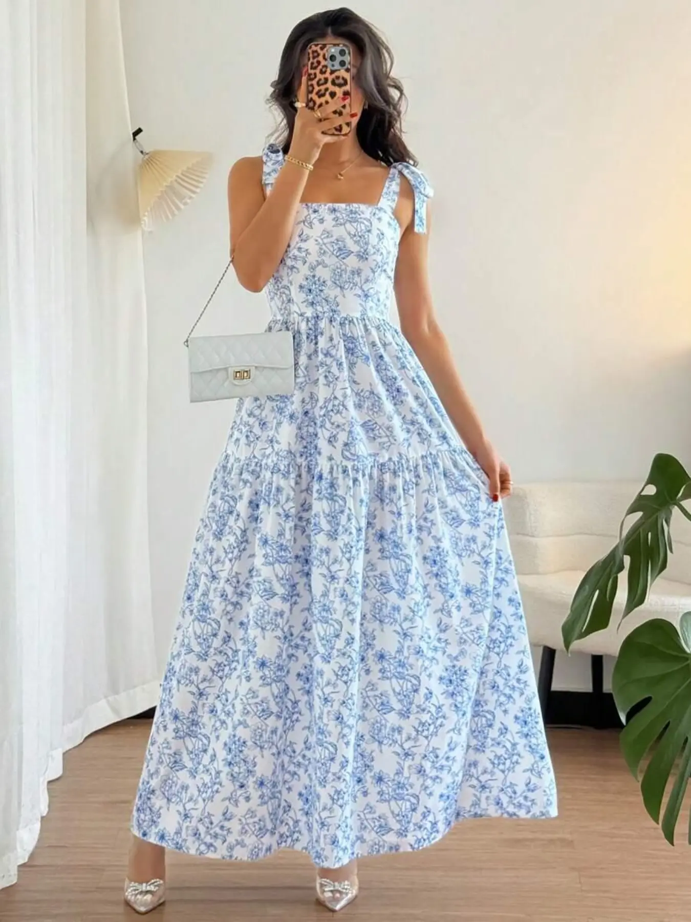 French Elegant Bohemian Pleated Waist Floral Bell Dress, Sleeveless Flowy Summer Dress, Light Blue Floral Print, Boho Fashion Dress, Boho Style Dress, Women's Fashion