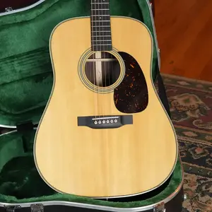 (Used) 2025 Martin HD-28 Sitka Spruce/East Indian Rosewood Dreadnought w/K&K Pure Mini #5390