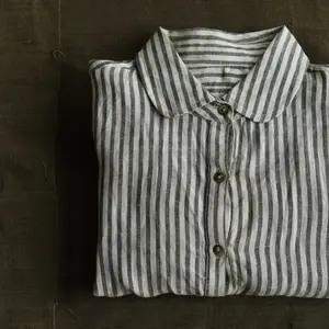 Universal Thread Women’s Linen Long Sleeve Collared Button-Down Shirt