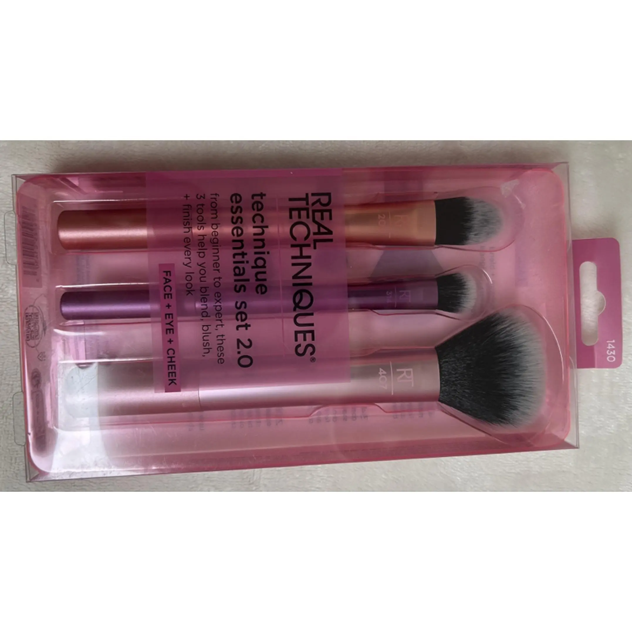 Real Techniques Essentials Set 2.0 - 3pcs Makeup Brushes for Face Eye & Cheek - Perfect for Everyday Use